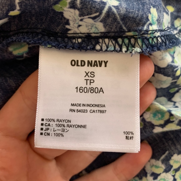 Old Navy Fit and Flare Dress - Picture 5 of 7